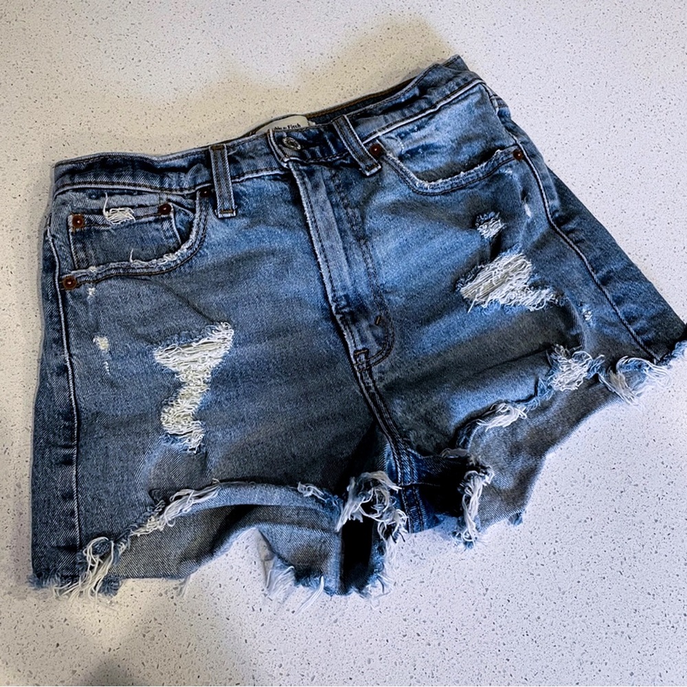 Abercrombie Fitch High Rise Mom Short | Women’s Size 27 | 4